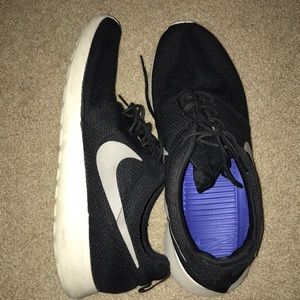 Nike Black Sneakers